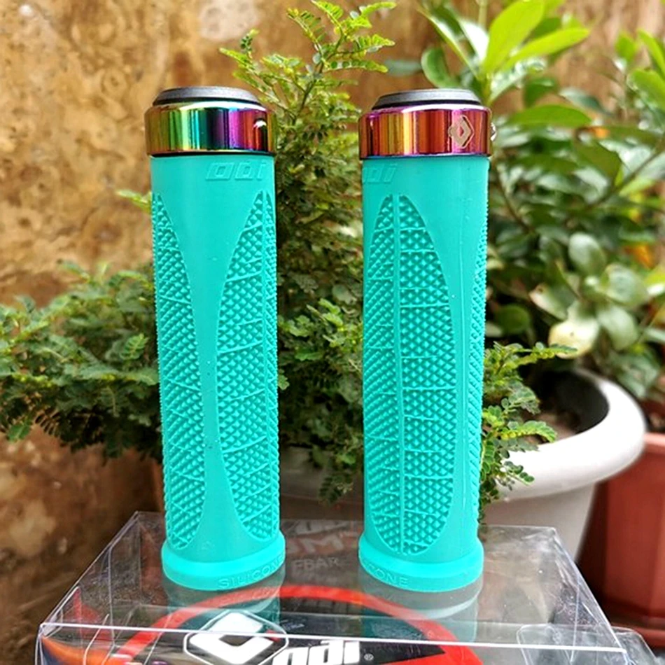 Odi السيطرة لينة سيليكون دراجة - مراجعة Mtb Grip Lock On وسعره